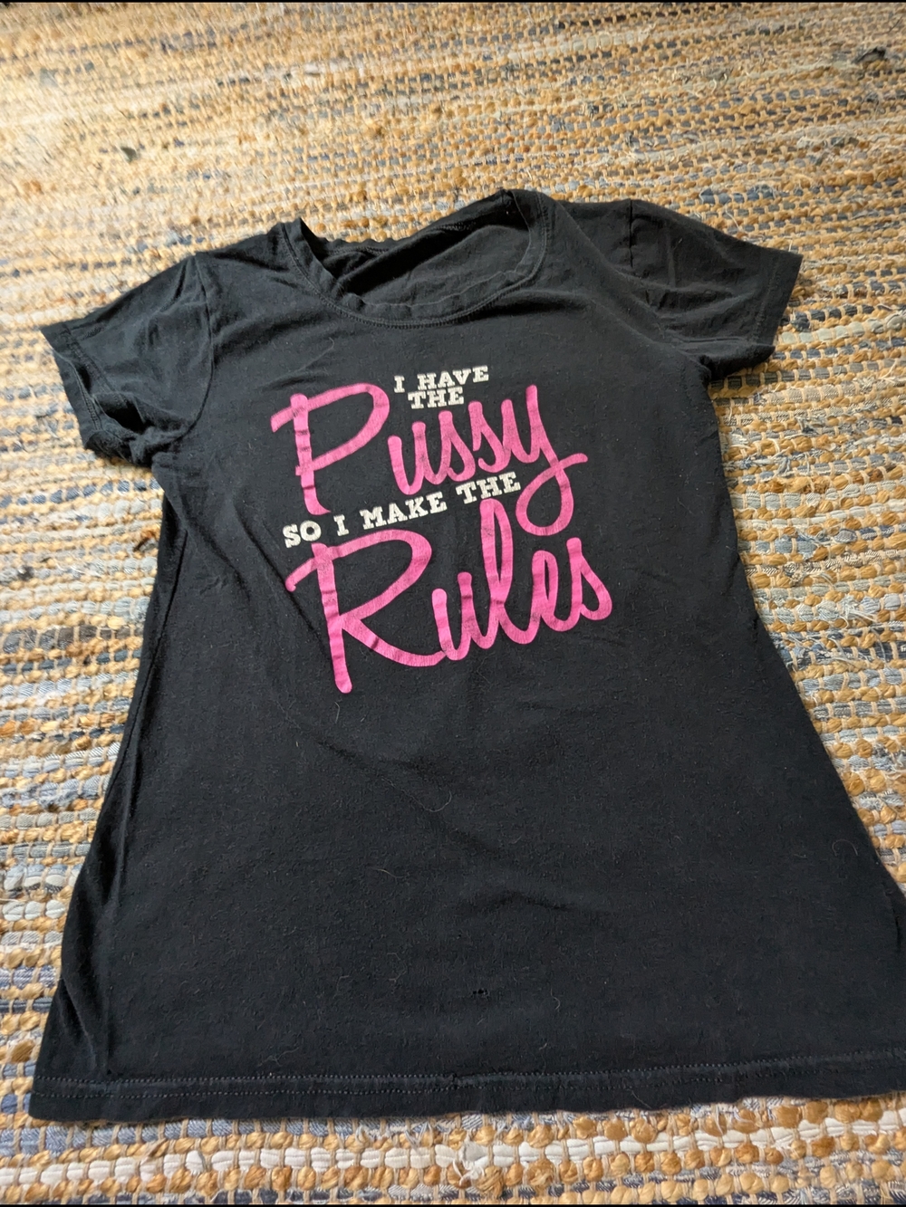 Black Graphic Tee M Pink Statement Slogan Short Sleeve Edgy Indie Sleaze Grunge